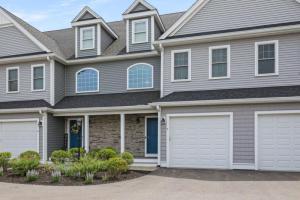 Lebaron Hills, Lakeville